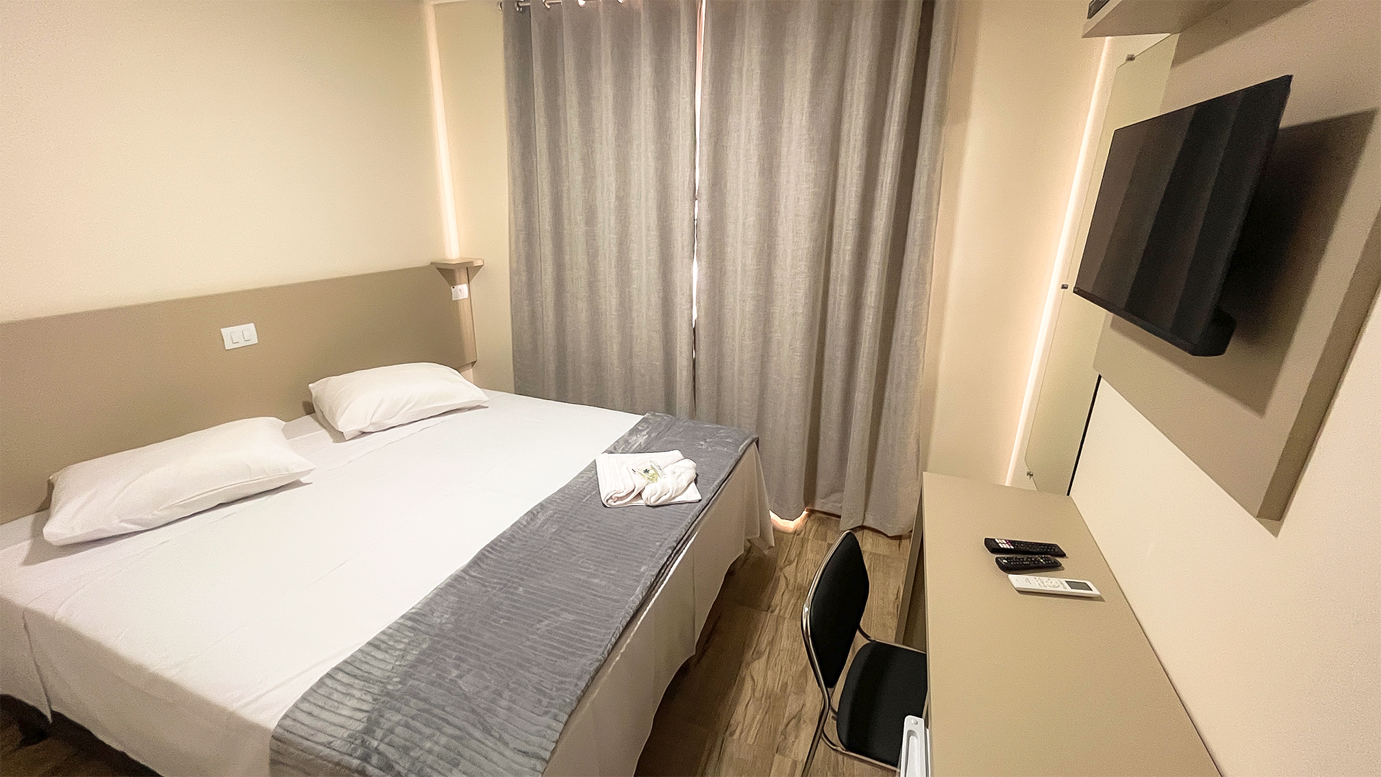 SUITE EXECUTIVA DUPLO CASAL